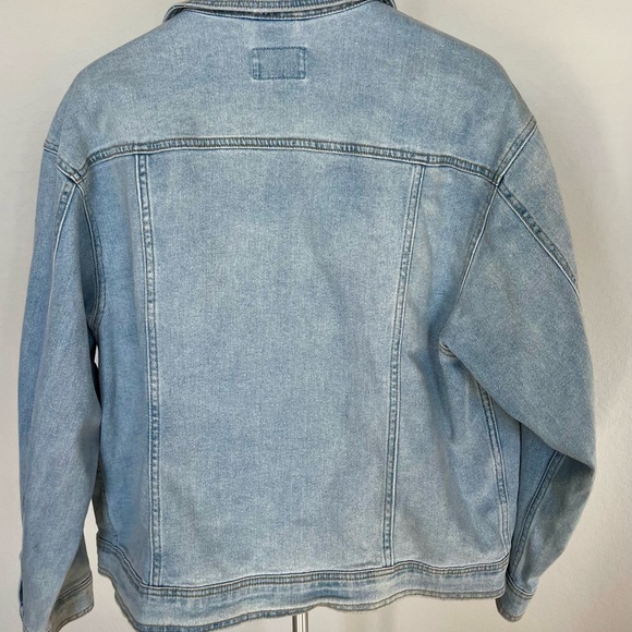 Universal Thread jeans jacket - Picture 3 of 5